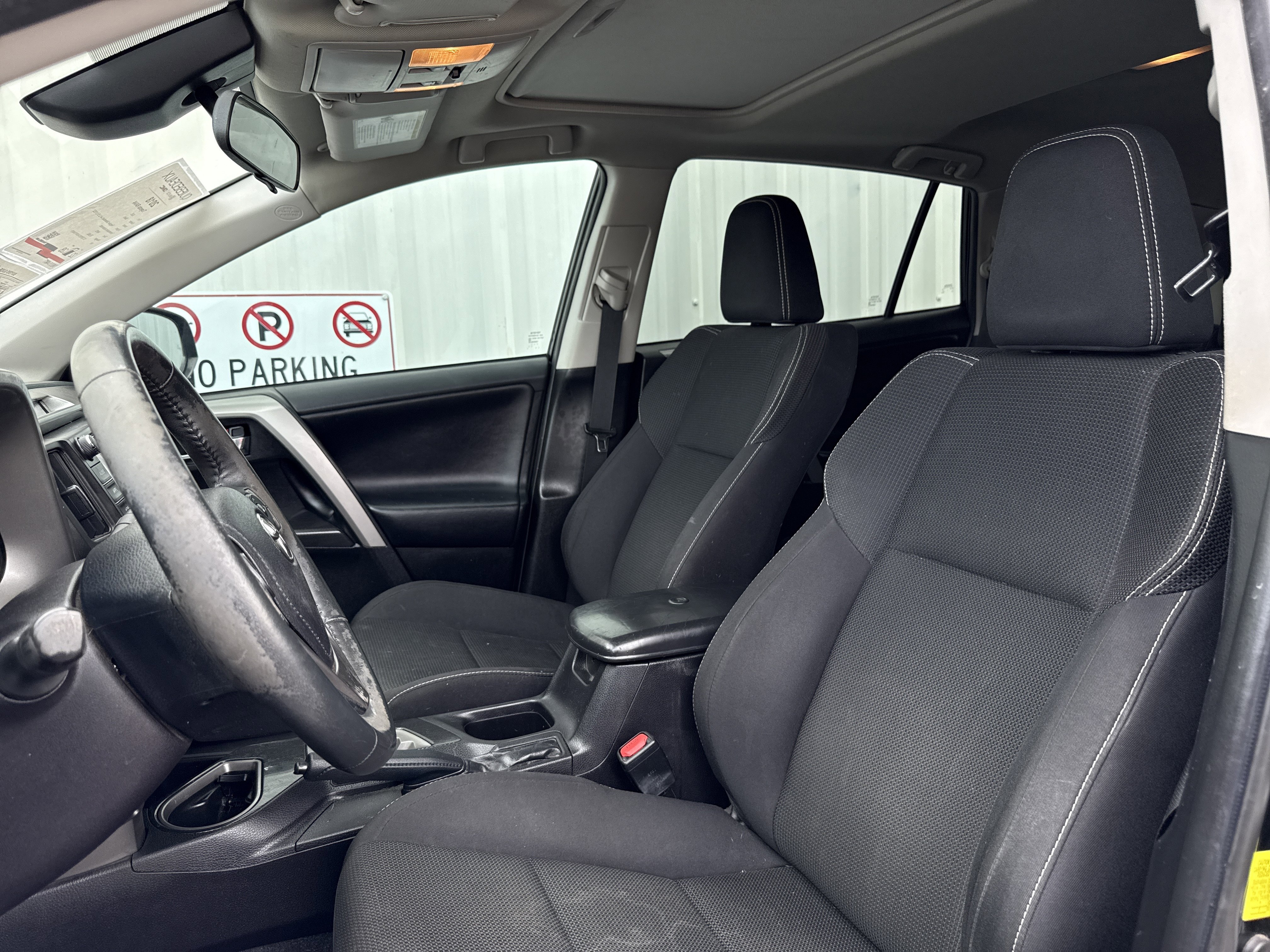 Used 2018 Toyota RAV4 Adventure image 12