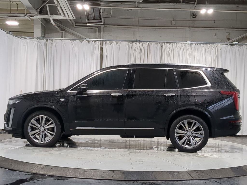 Used 2023 Cadillac XT6 Premium Luxury image 11