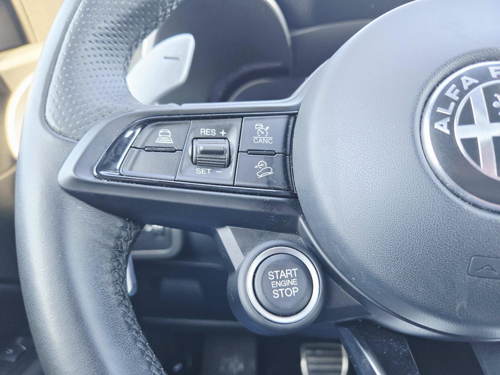 Used 2024 Alfa Romeo Stelvio Sprint image 22