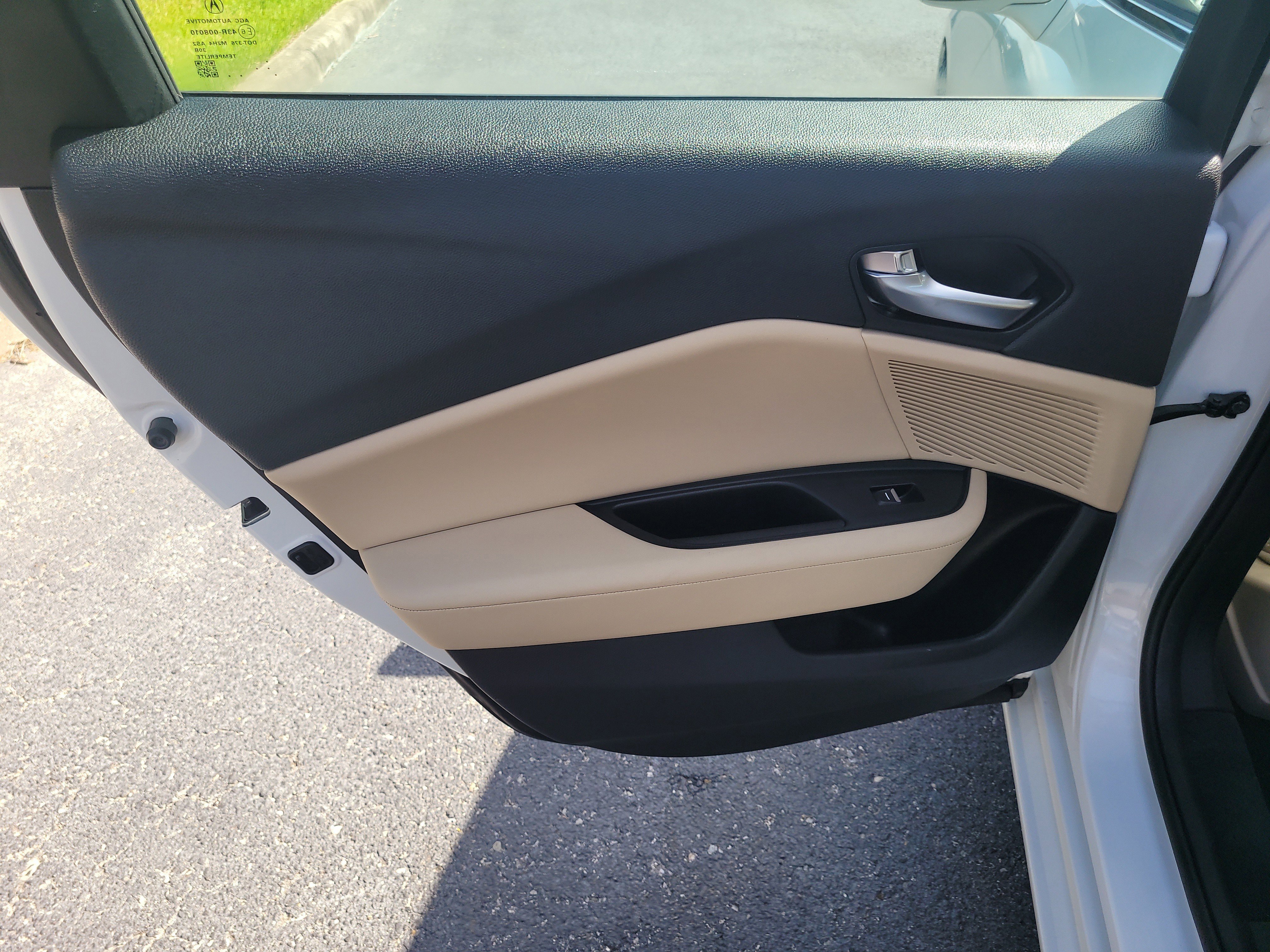 Used 2022 Acura TLX w/ Technology Package FWD image 11