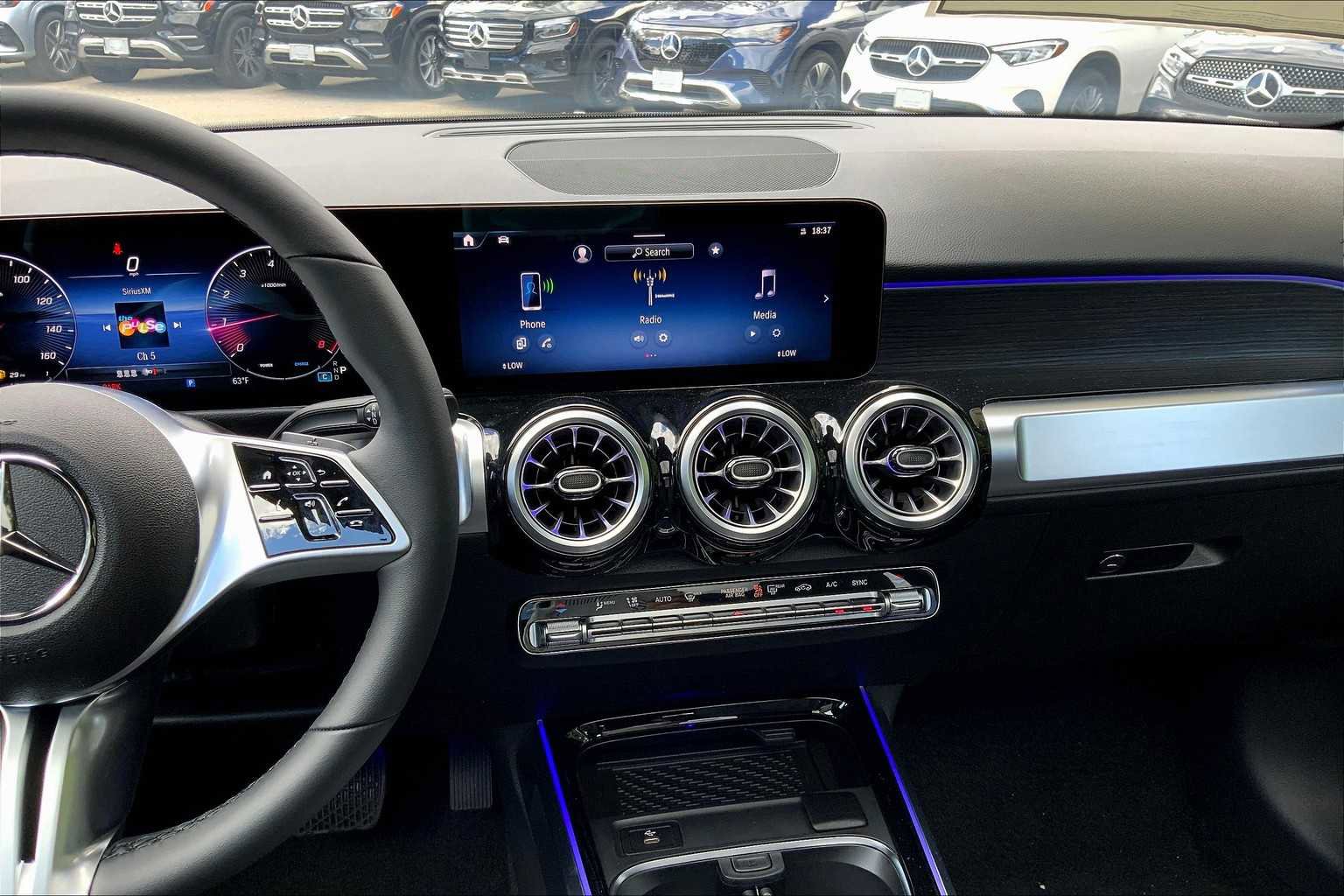 Certified 2026 Mercedes-Benz GLB 250 GLB 250 image 6