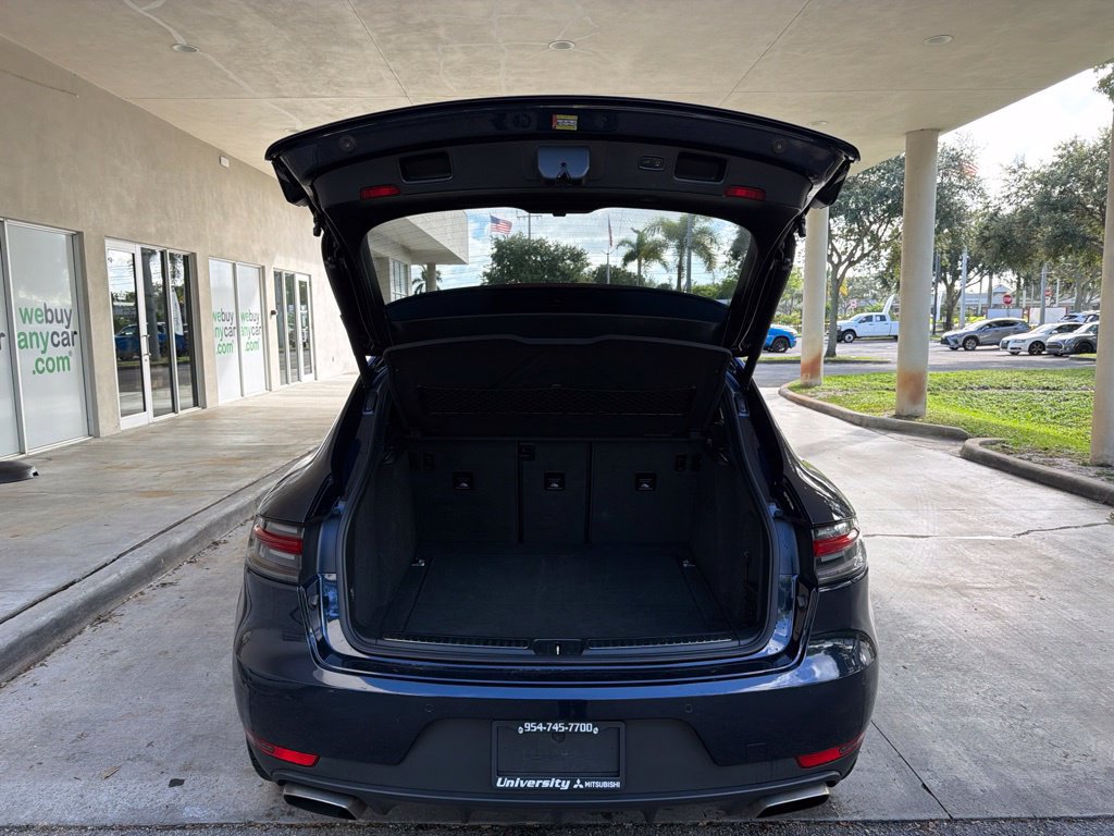 Used 2019 Porsche Macan AWD/4WD image 33