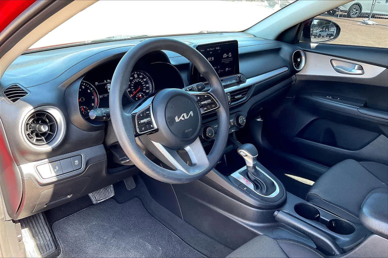 Certified 2023 Kia Forte LXS w/ LXS Technology Package FWD image 2