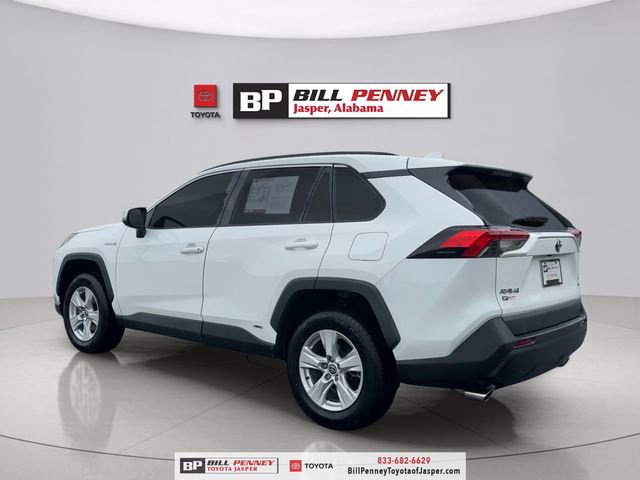 Used 2021 Toyota RAV4 XLE w/ Convenience Package image 3