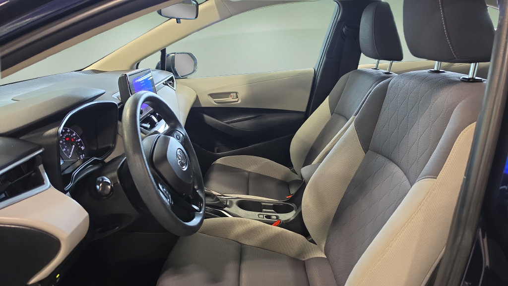 Used 2024 Toyota Corolla LE FWD image 15