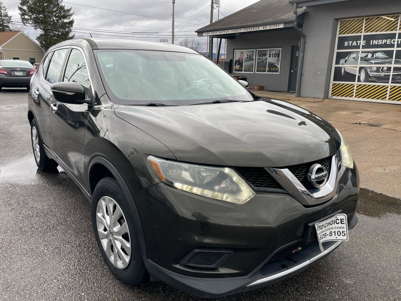 Used 2014 Nissan Rogue S FWD image 12
