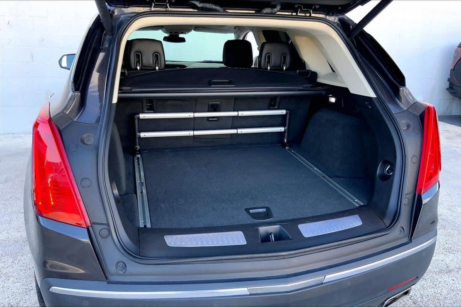 Used 2019 Cadillac XT5 Luxury FWD image 18