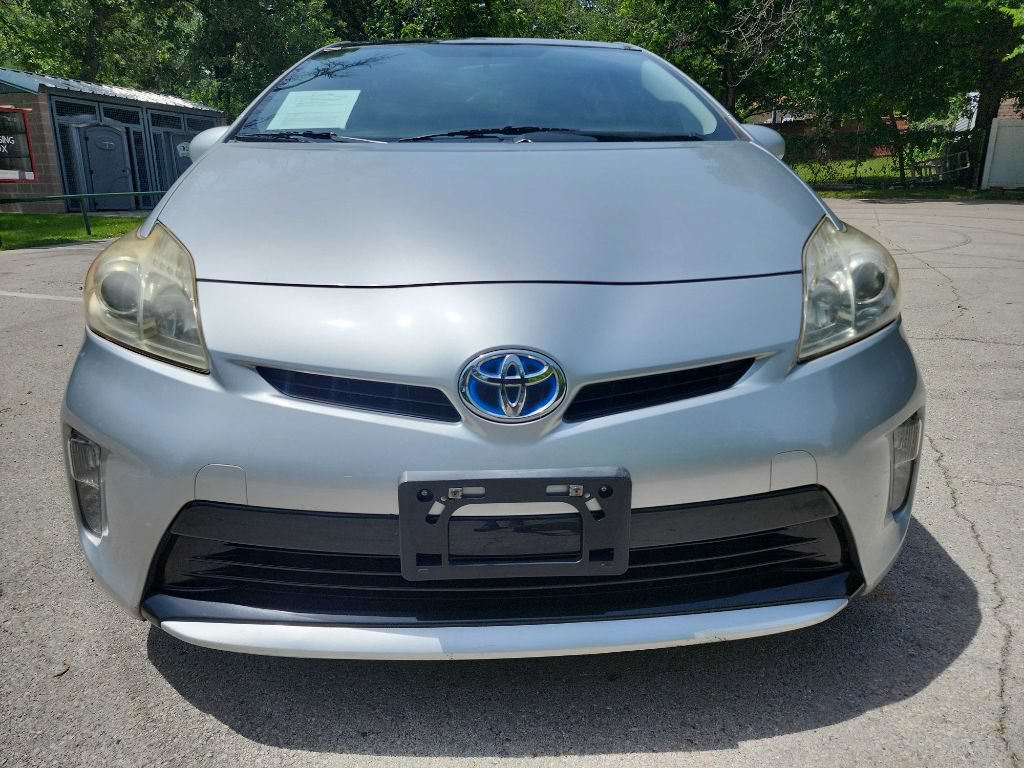 Used 2012 Toyota Prius Three w/ Solar Roof Pkg FWD image 2