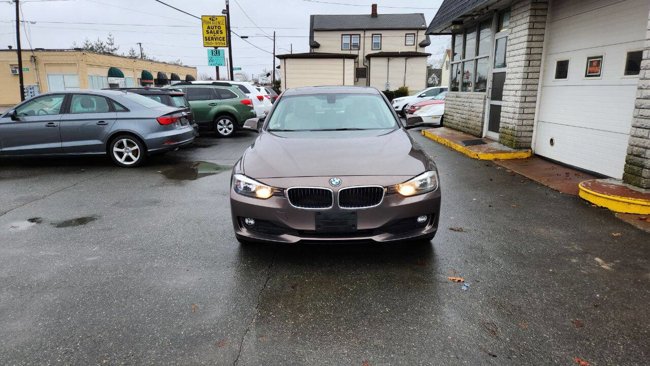 Used 2015 BMW 320i xDrive Sedan image 3