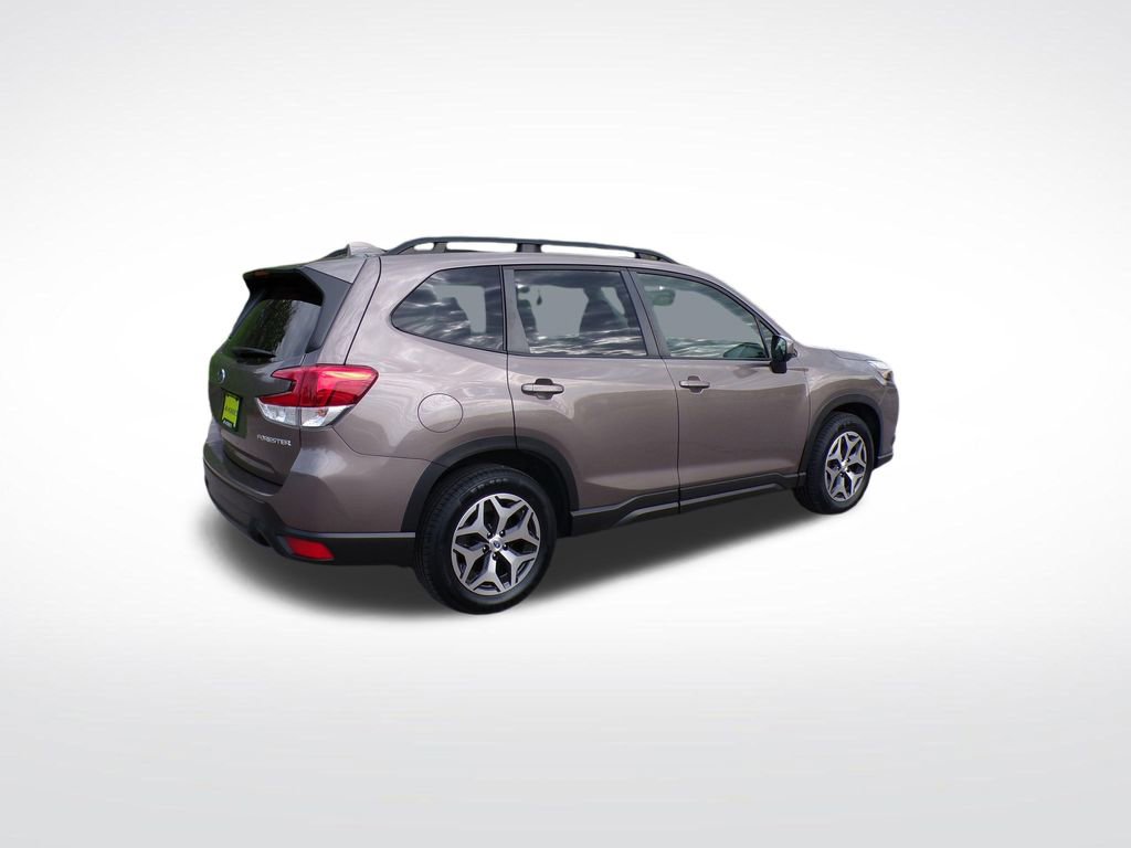 Used 2022 Subaru Forester Premium AWD/4WD image 7