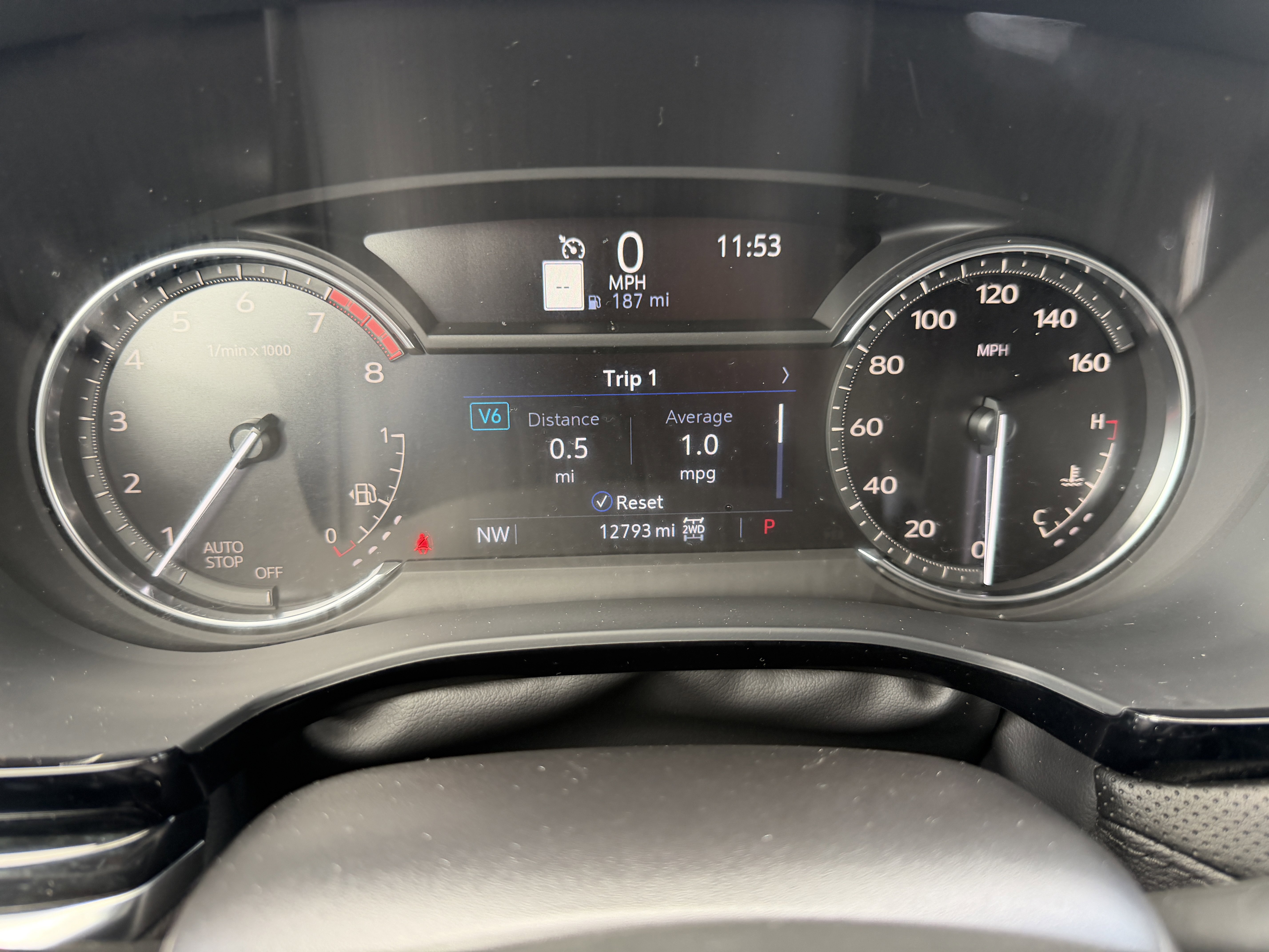 Certified 2025 Cadillac XT5 Premium Luxury AWD/4WD image 30