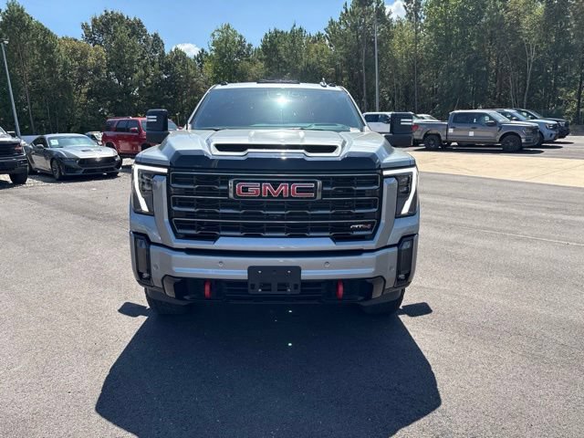 Used 2024 GMC Sierra 2500 AT4 w/ AT4 Premium Plus Package AWD/4WD image 2