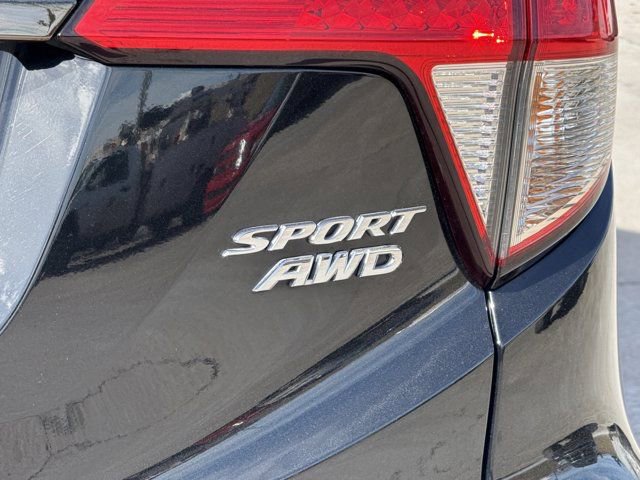 Used 2022 Honda HR-V Sport image 9