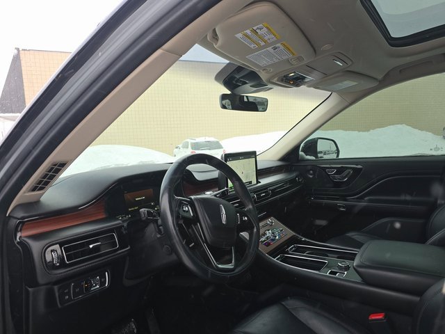 Used 2023 Lincoln Aviator Grand Touring w/ Equipment Group 301A image 10