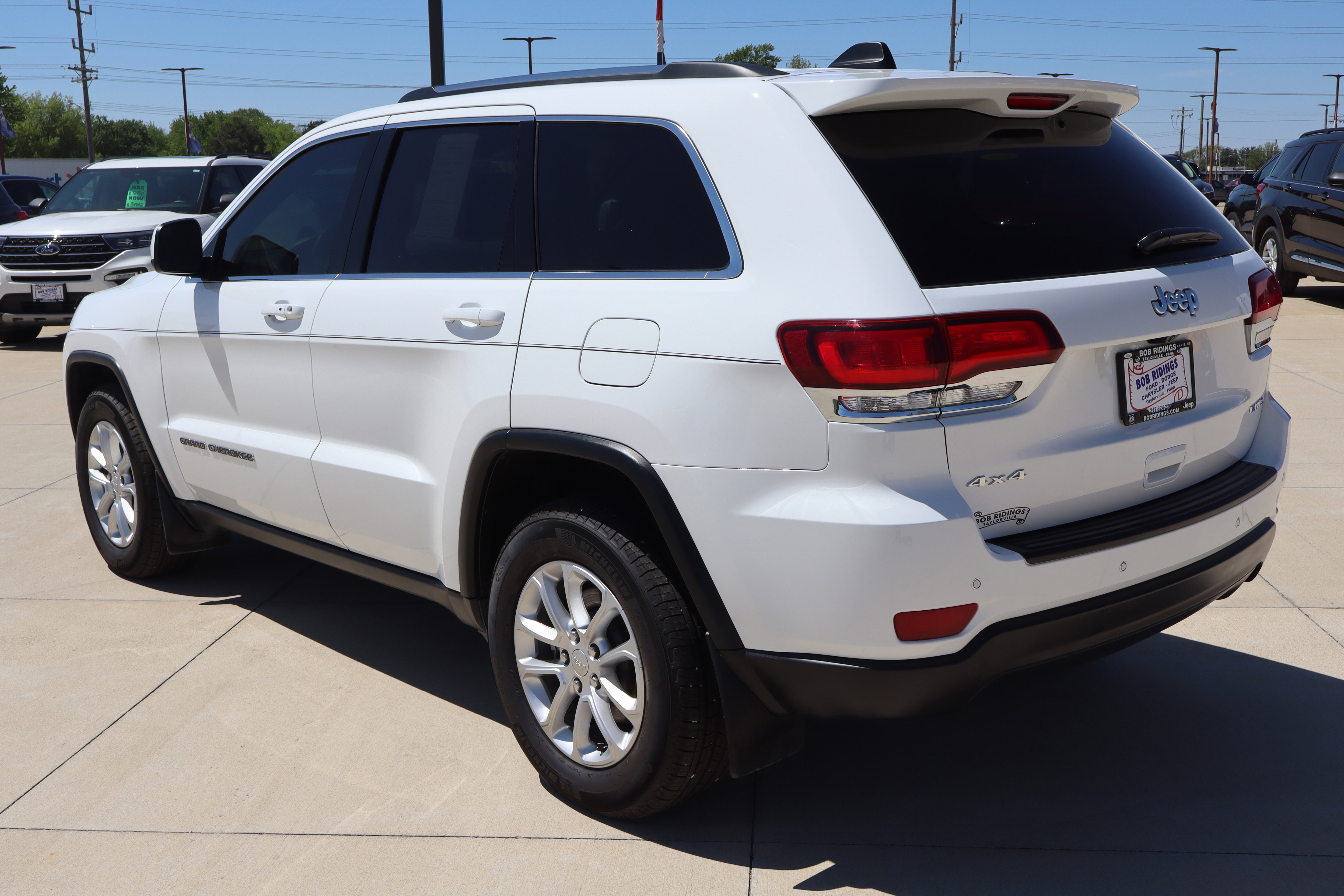 Used 2021 Jeep Grand Cherokee Laredo w/ Security & Convenience Group image 7