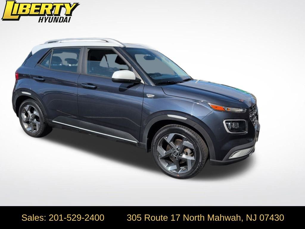 Certified 2021 Hyundai Venue image 1