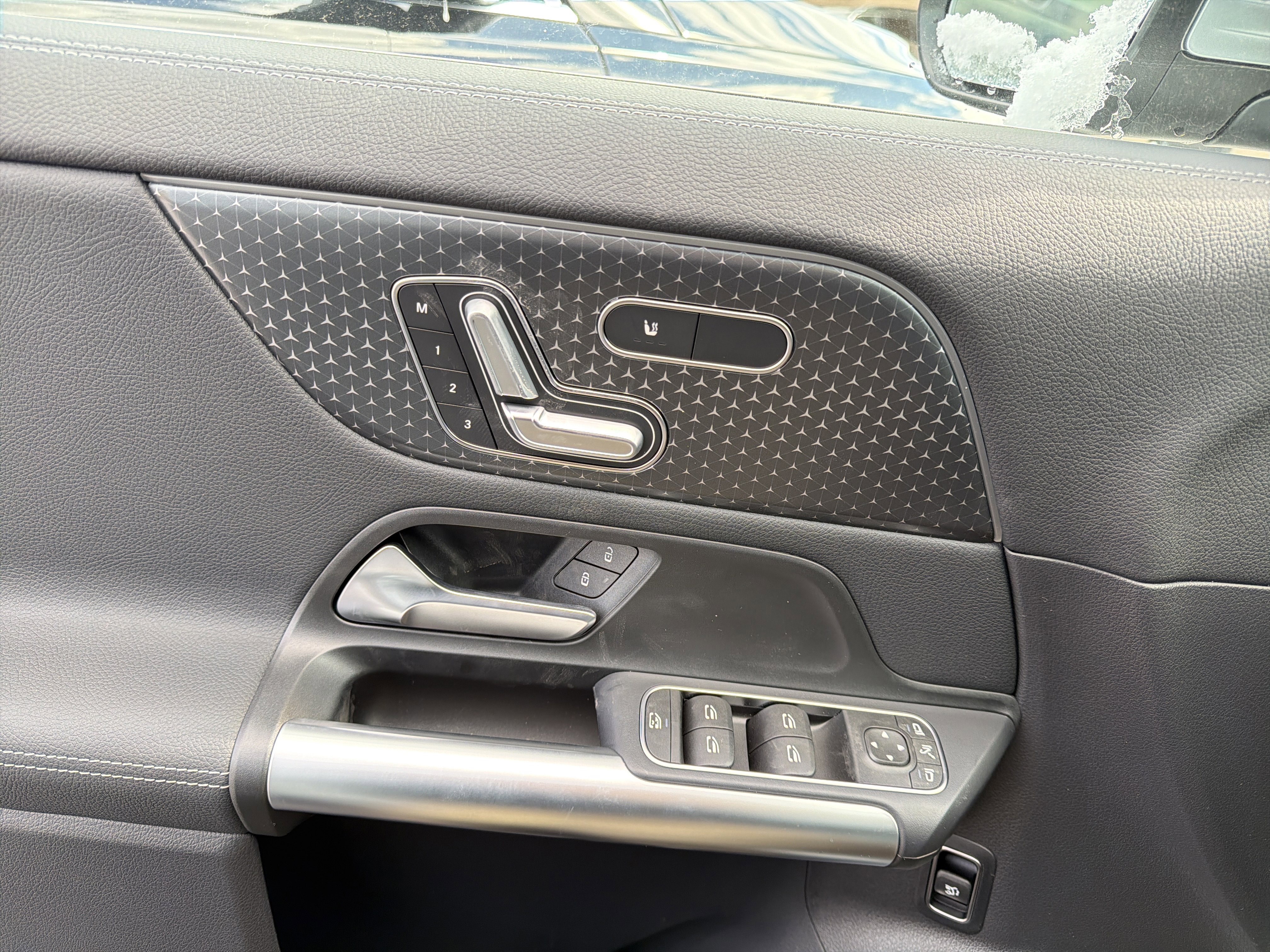 New 2026 Mercedes-Benz GLA 250 4MATIC image 14