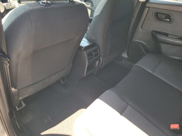 Used 2021 Nissan Rogue S FWD image 14