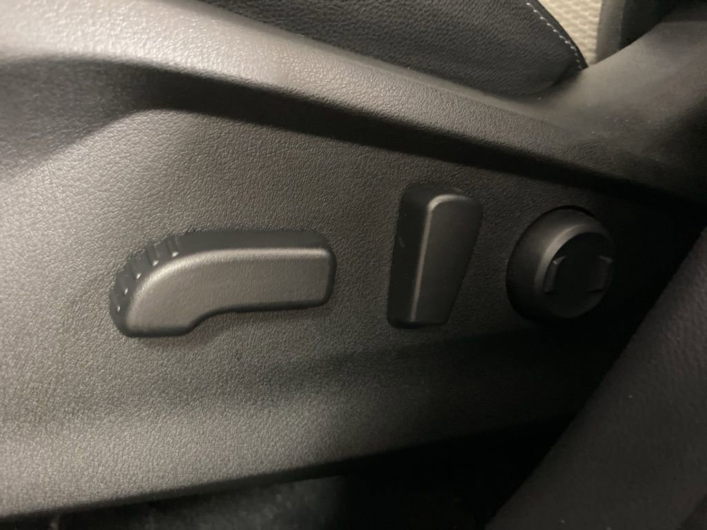 Used 2023 Subaru Forester Premium image 30