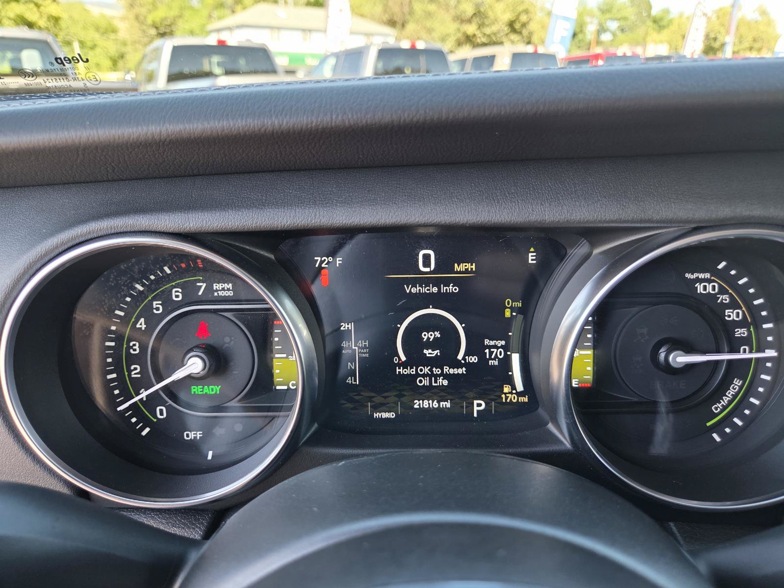 Used 2023 Jeep Wrangler Unlimited Sahara AWD/4WD image 27
