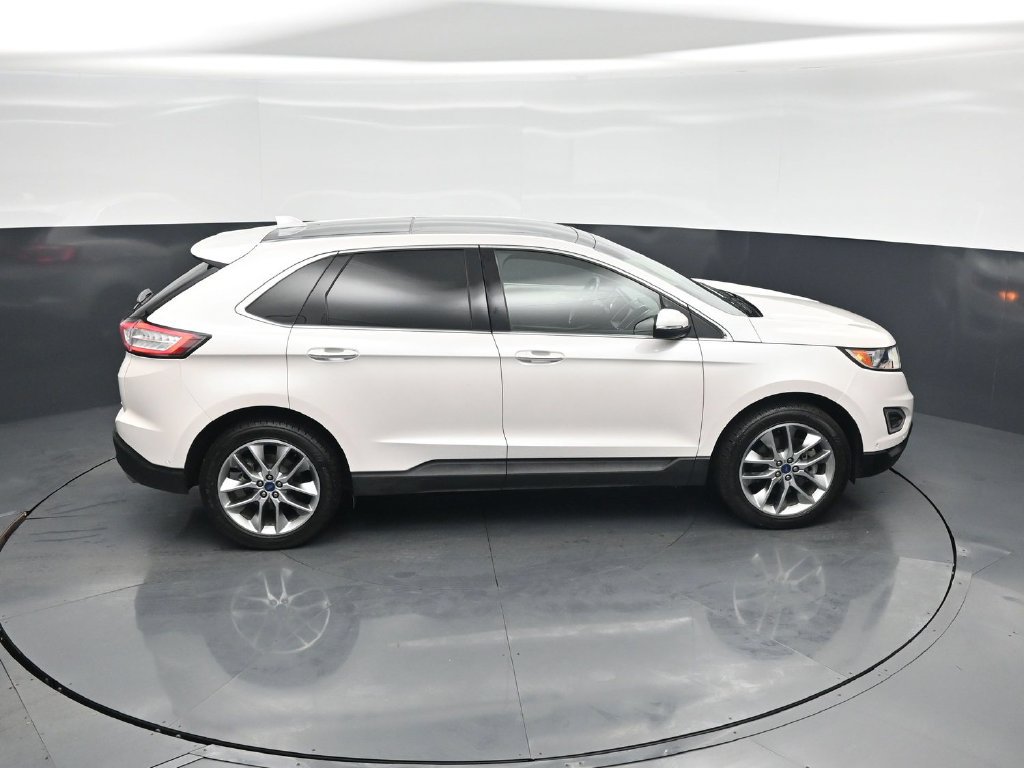 Certified 2018 Ford Edge Titanium w/ Equipment Group 302A AWD/4WD image 42