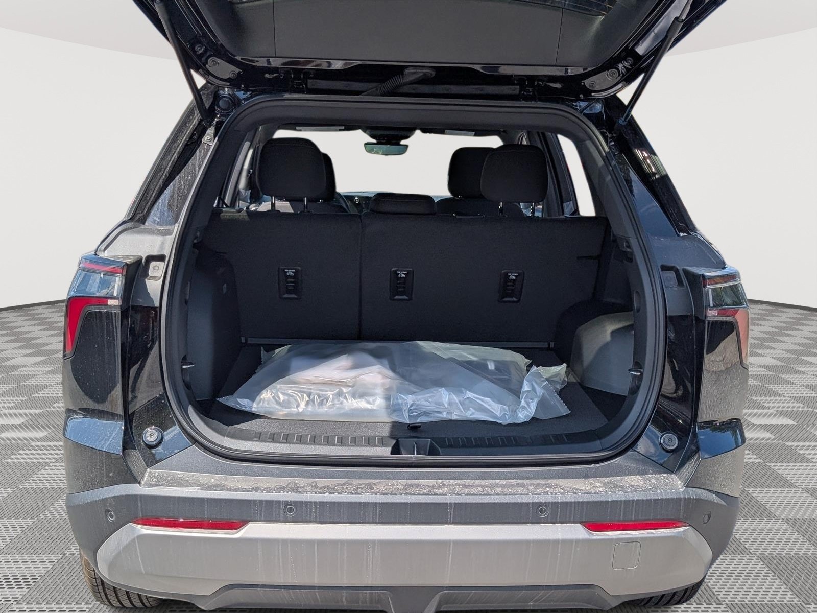 New 2027 Chevrolet Equinox LT w/ Safety and Technology Package AWD/4WD image 8
