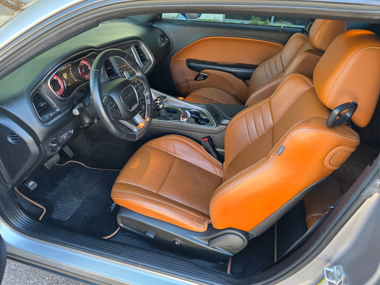 Used 2015 Dodge Challenger SRT Hellcat image 34