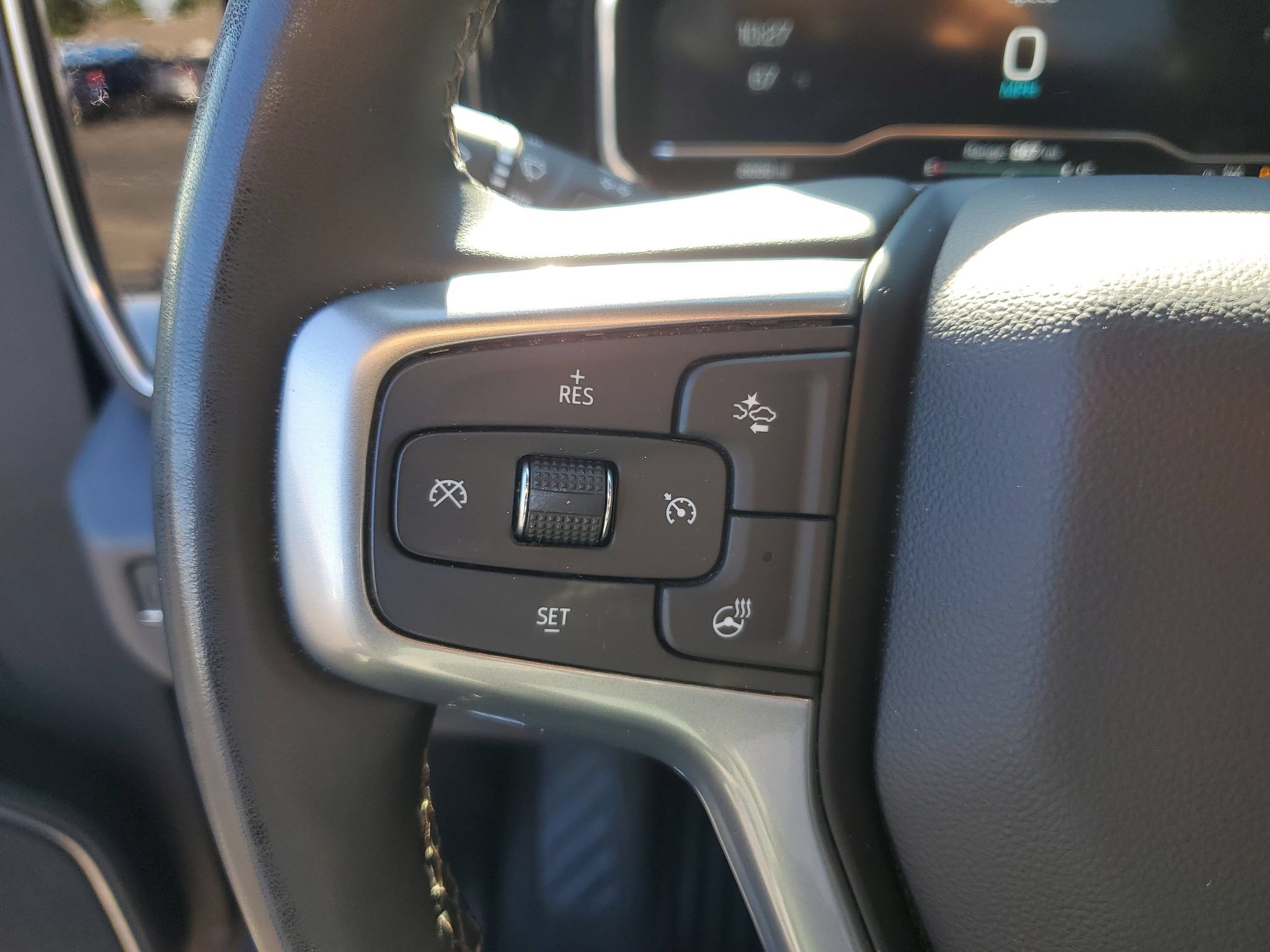 Used 2024 Chevrolet Silverado 1500 LT AWD/4WD image 19