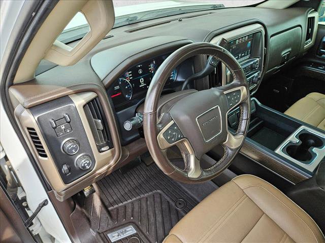 Used 2019 GMC Sierra 2500 Denali w/ Duramax Plus Package AWD/4WD image 10