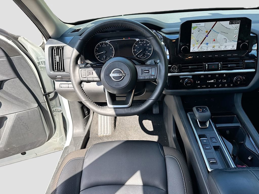 Used 2024 Nissan Pathfinder SL image 22