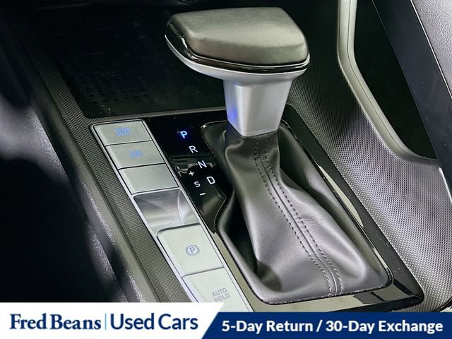 Used 2023 Hyundai Elantra Limited image 19