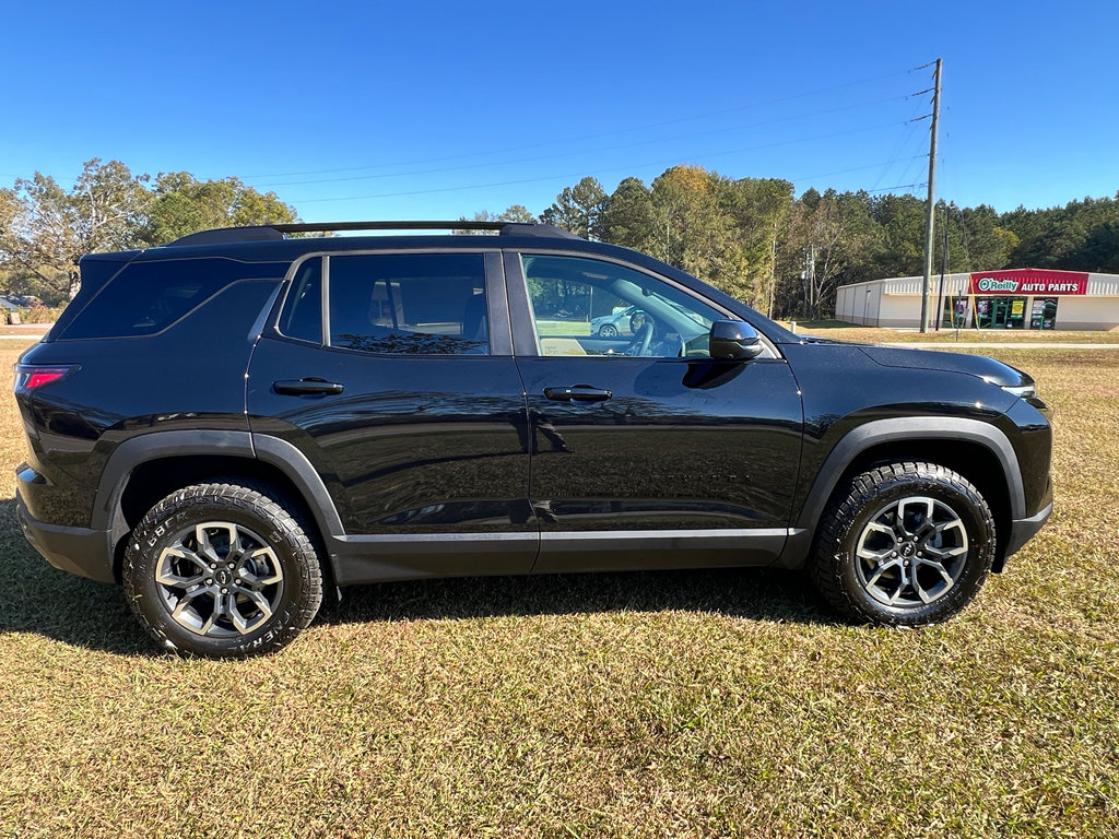 New 2026 Chevrolet Equinox ACTIV w/ Convenience Package III image 2