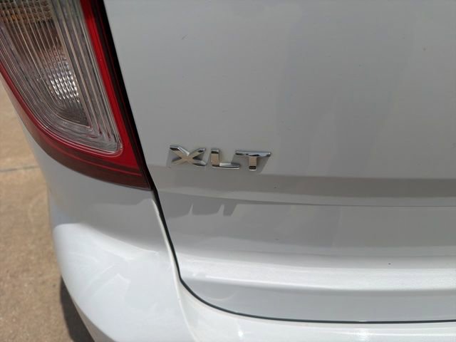 Used 2015 Ford Explorer XLT w/ Equipment Group 202B FWD image 5