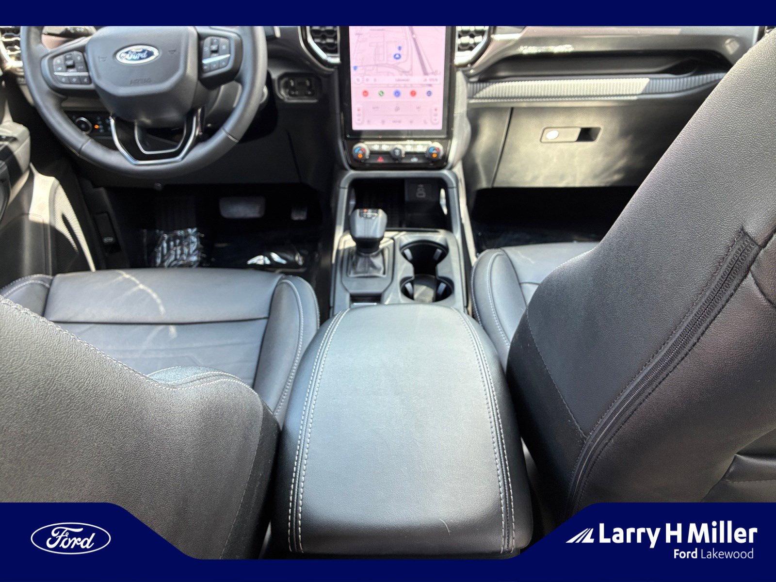 Used 2024 Ford Ranger Lariat w/ FX4 Off-Road Package AWD/4WD image 15