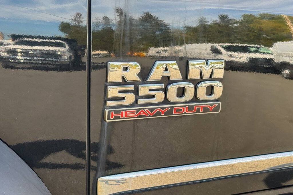 Used 2016 RAM 5500 Tradesman w/ Max Tow Package AWD/4WD image 25
