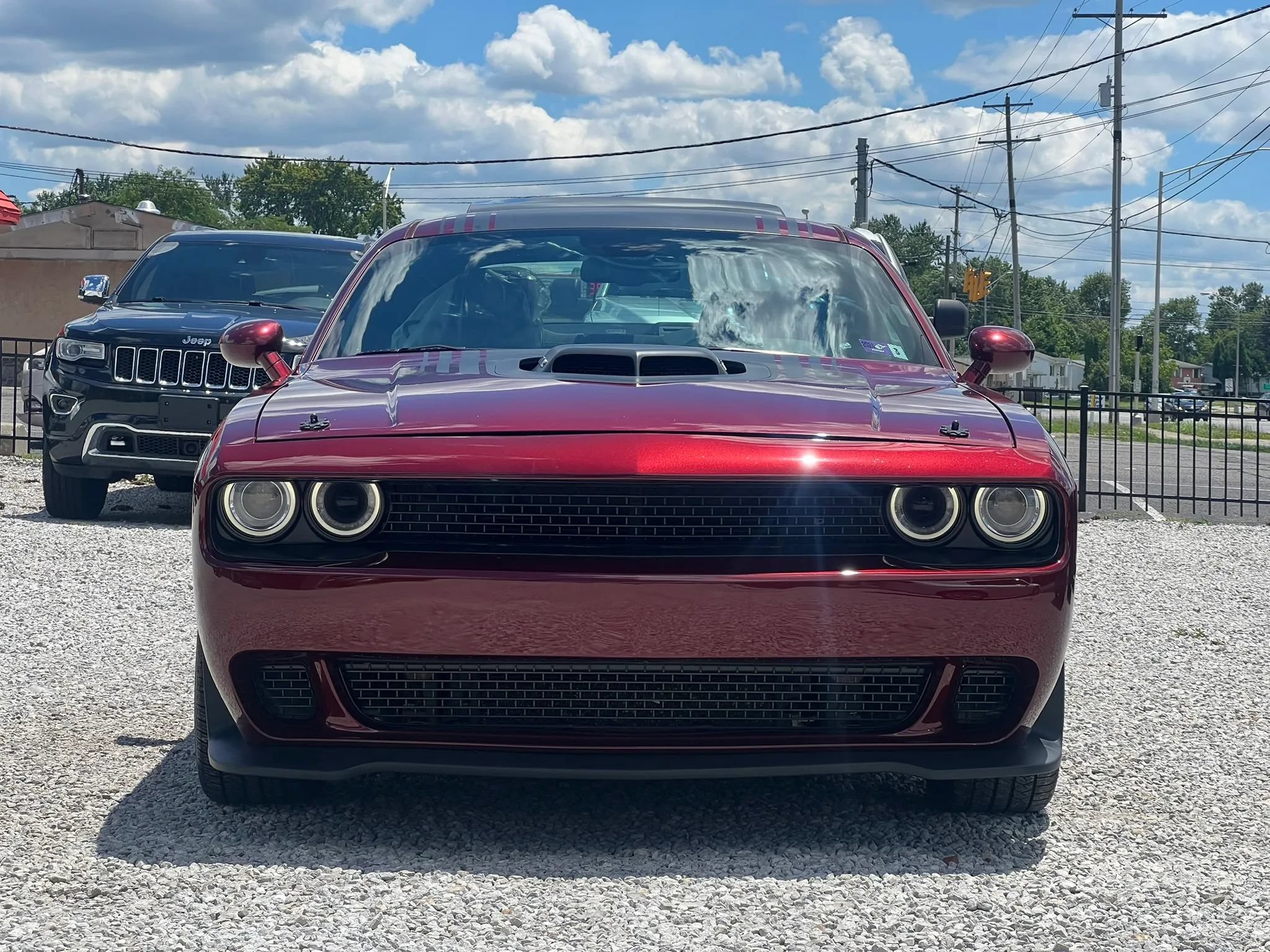 Used 2017 Dodge Challenger R/T RWD image 1