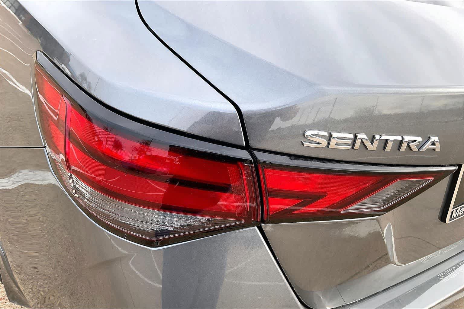Used 2024 Nissan Sentra SV FWD image 31