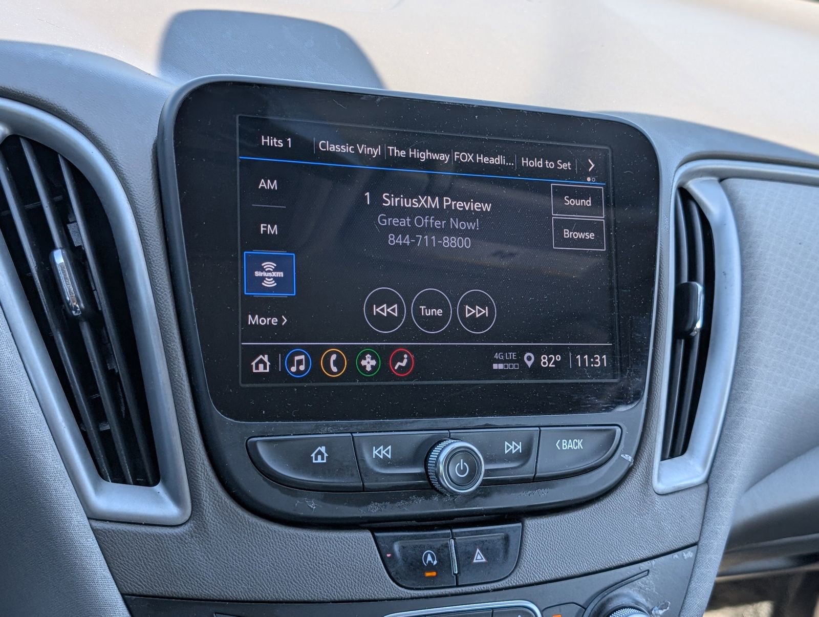 Used 2022 Chevrolet Malibu LT FWD image 20