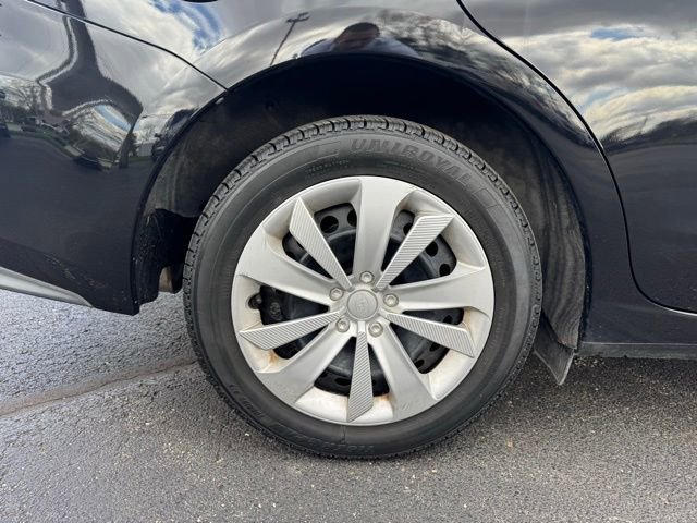 Used 2017 Subaru Impreza 2.0i image 18