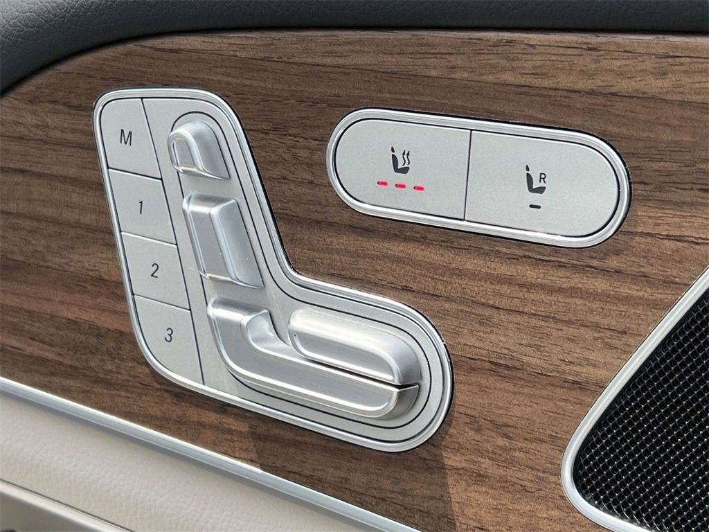 Used 2025 Mercedes-Benz GLE 350 4MATIC image 32