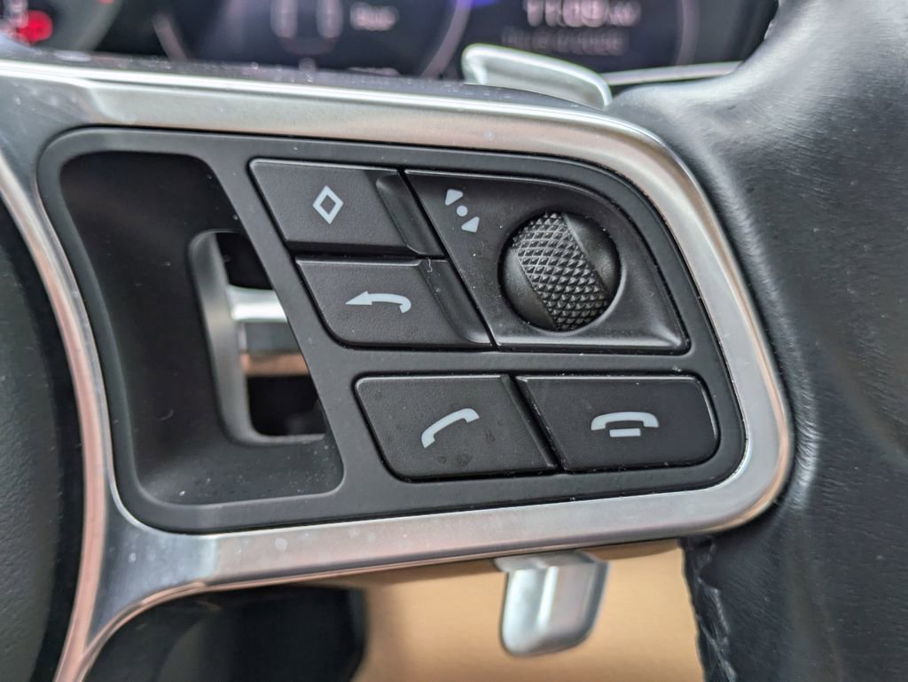 Used 2018 Porsche Panamera 4S AWD/4WD image 27