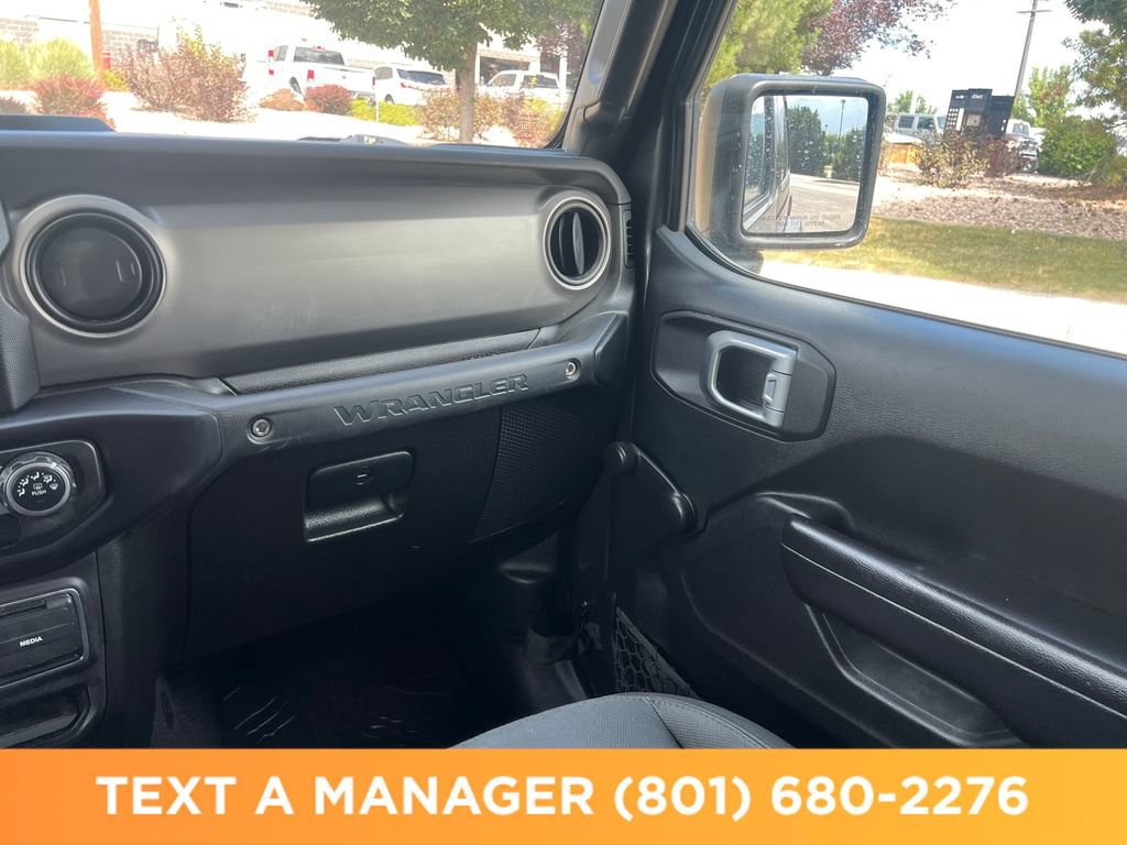 Used 2019 Jeep Wrangler Sport AWD/4WD image 26