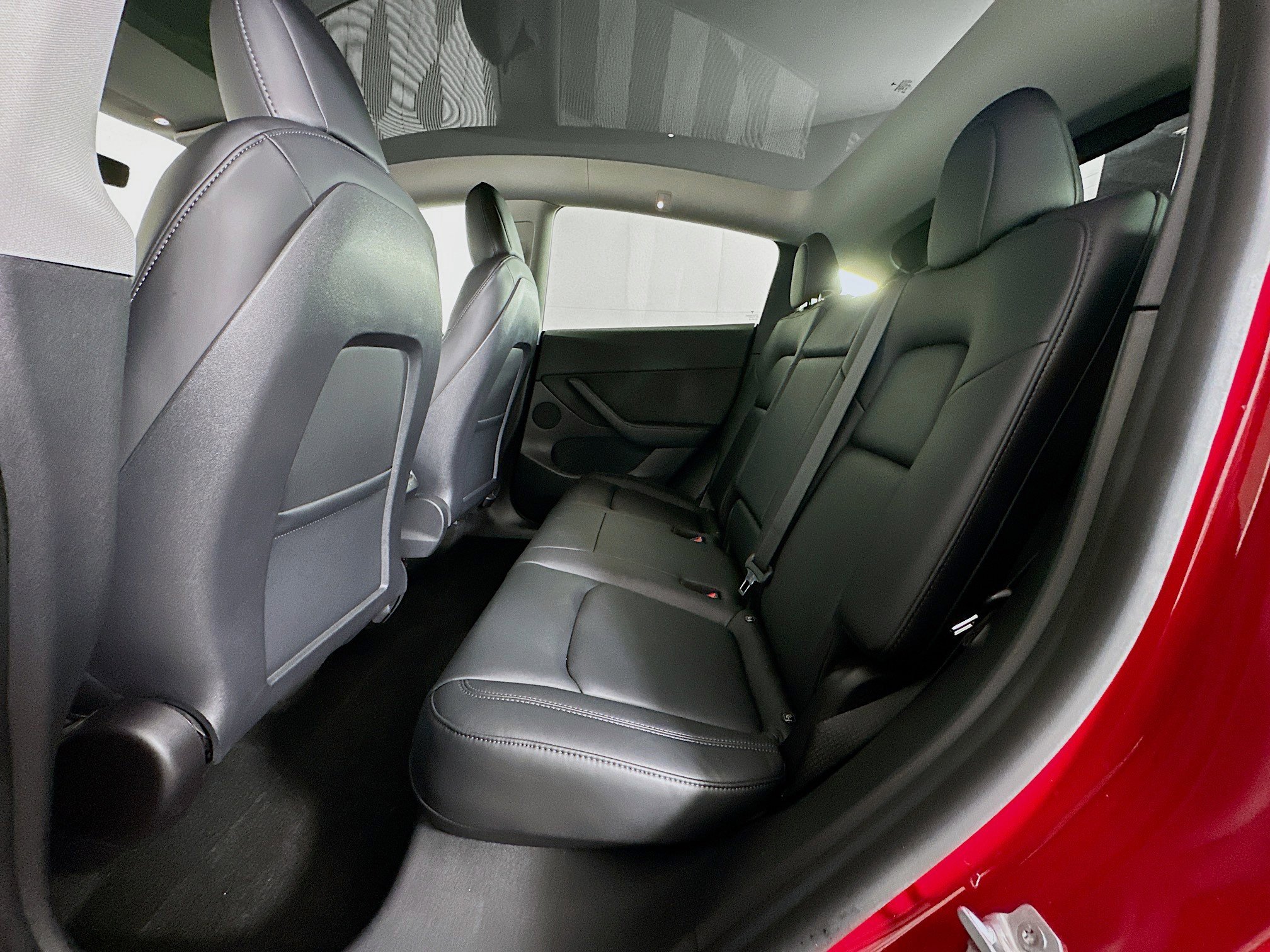 Used 2021 Tesla Model Y Long Range image 27