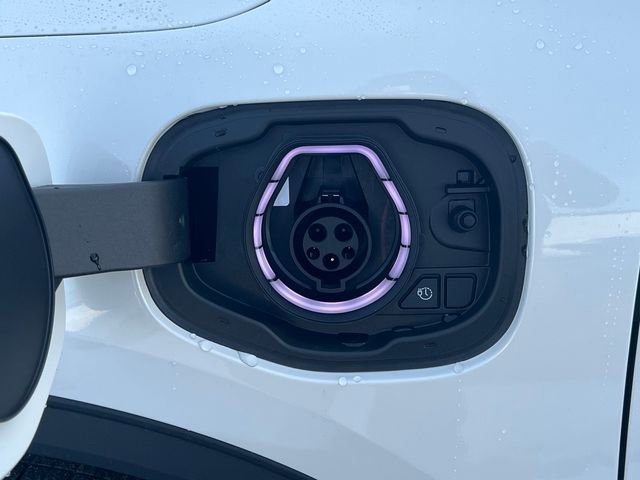 New 2026 Ford Escape SE FWD image 10