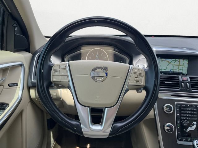Used 2015 Volvo XC60 T6 Platinum AWD/4WD image 13