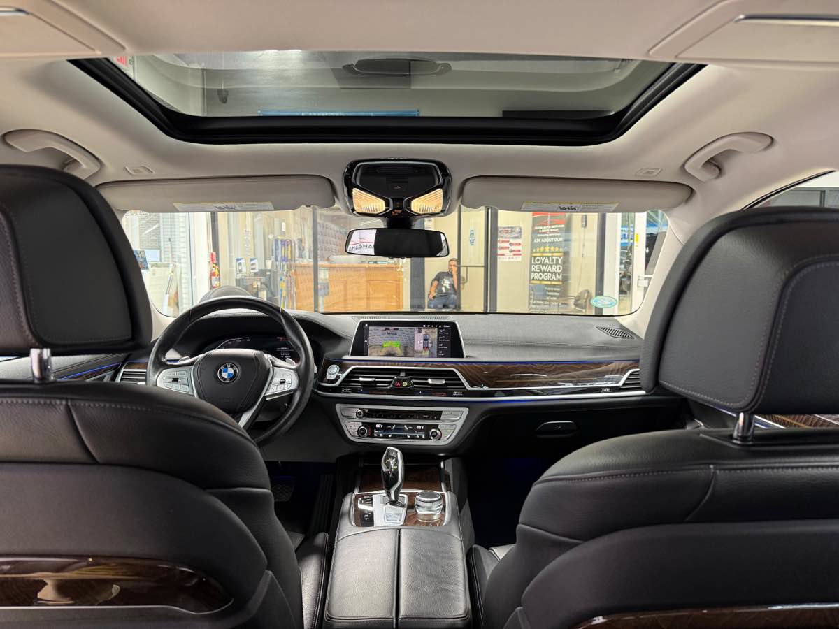 Used 2020 BMW 740i xDrive w/ Cold Weather Package AWD/4WD image 21