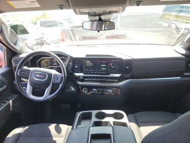 Used 2022 GMC Sierra 1500 Elevation w/ LPO, Elevation Black Package image 8