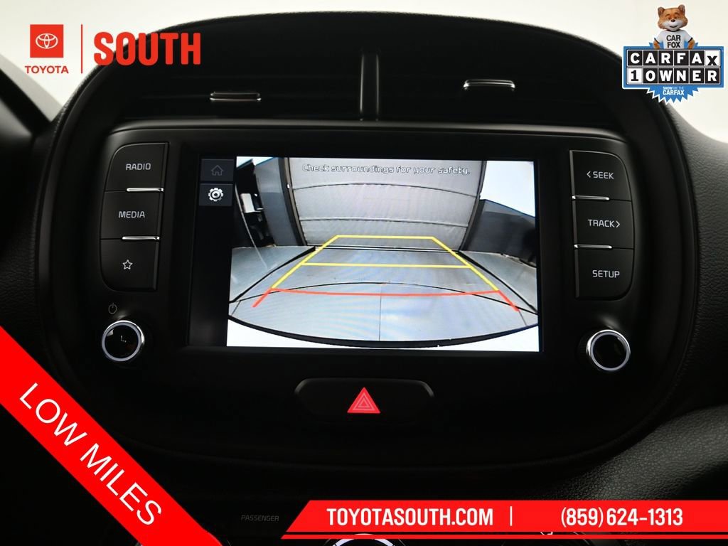 Used 2025 Kia Soul LX w/ LX Technology Package FWD image 15