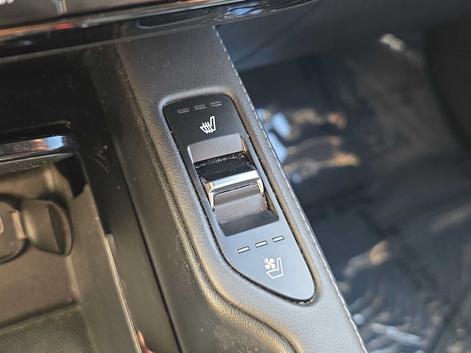Used 2021 Kia Telluride EX w/ EX Premium Package FWD image 9
