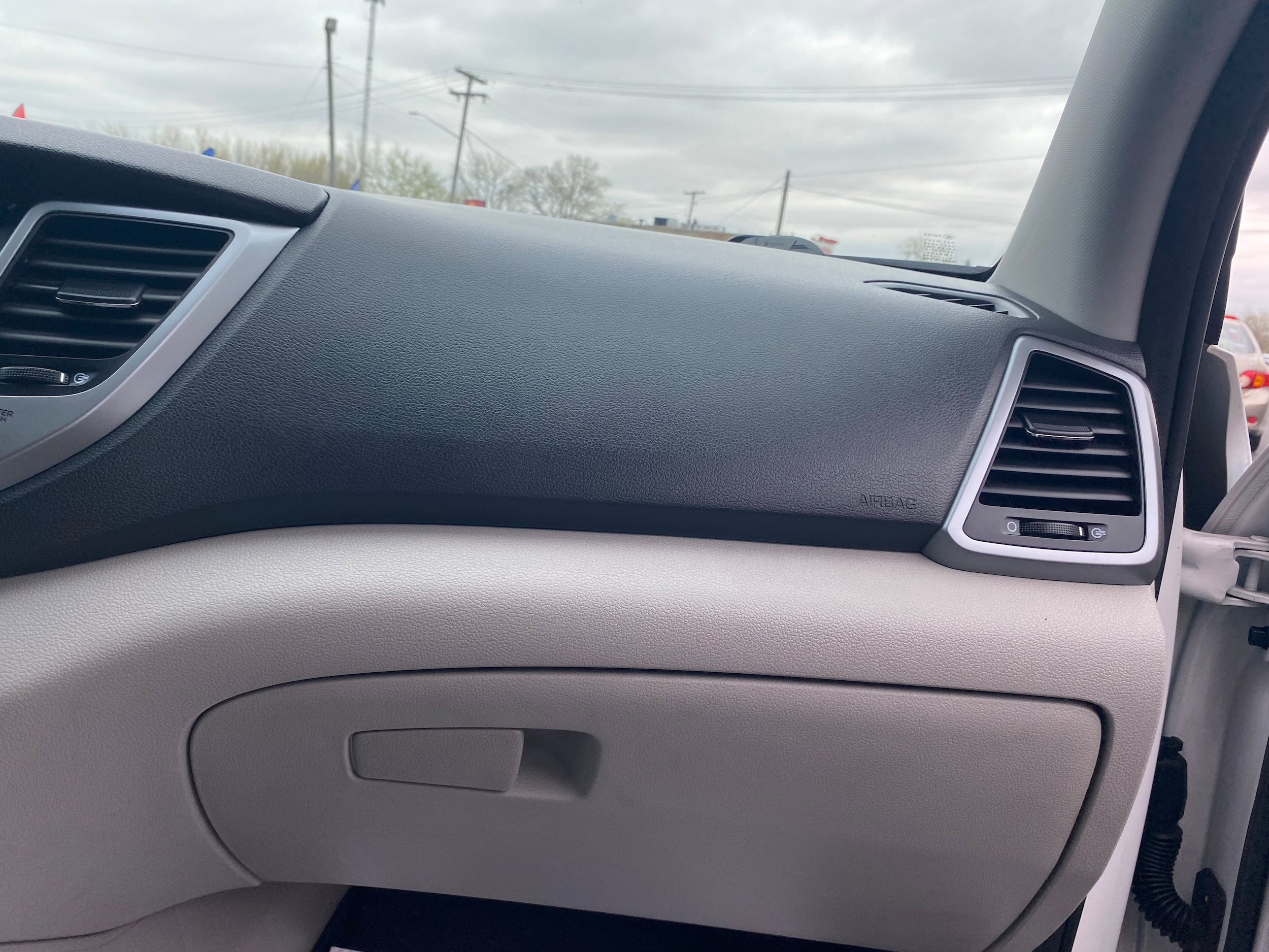 Used 2016 Hyundai Tucson Sport FWD image 16